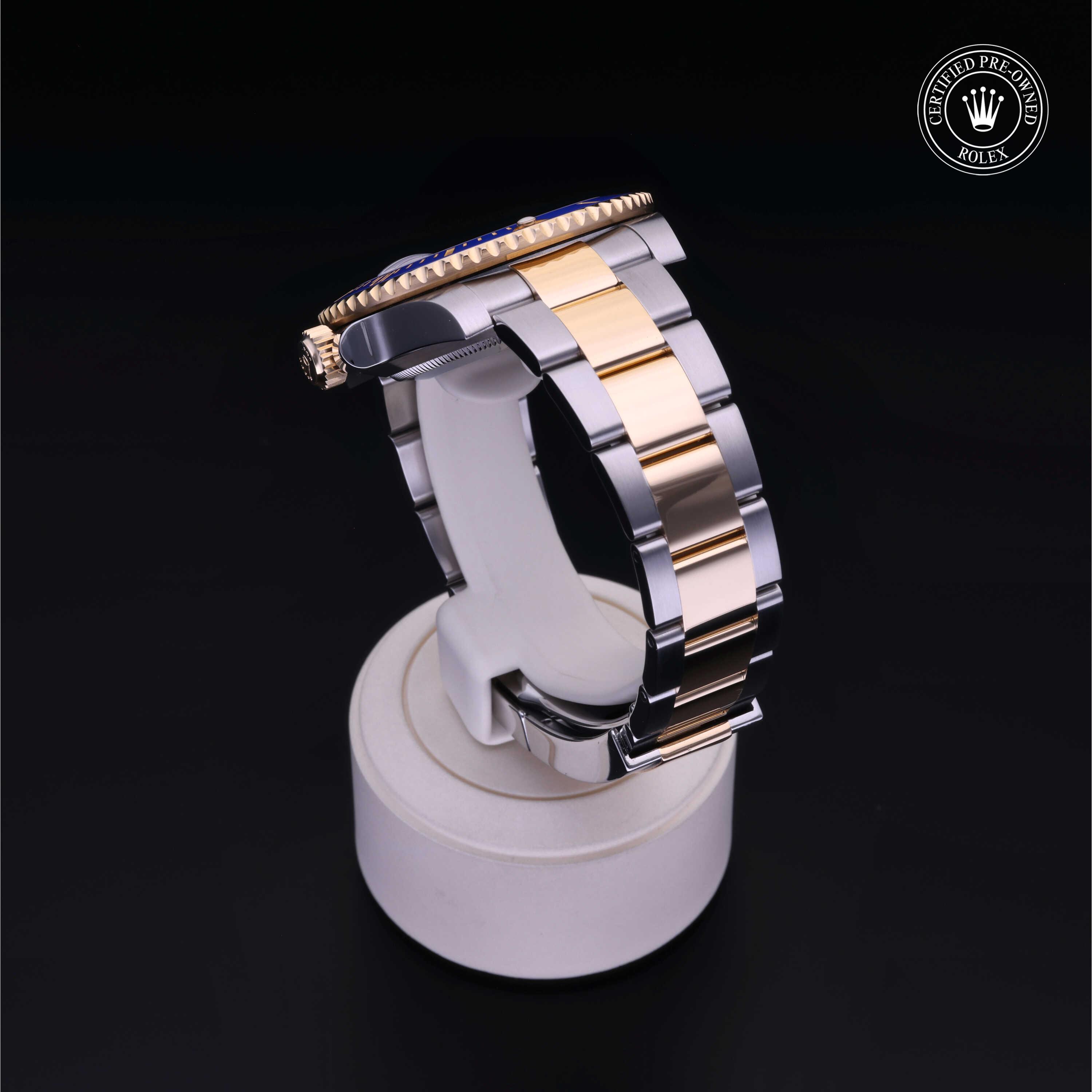 Submariner alternate view 4