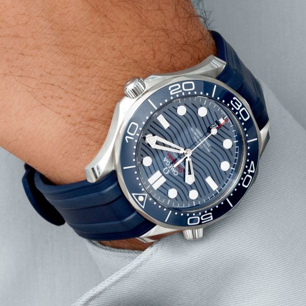 OMEGA Seamaster Diver 300M Co-Axial Master Chronometer Blue Dial