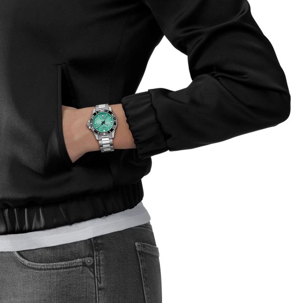 Tissot Seastar 1000 Quartz Turquoise Blue Dial Stainless Steel