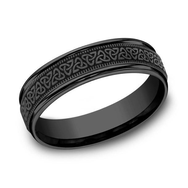 Benchmark Black Titanium Celtic Love Knot Pattern Comfort Fit Band