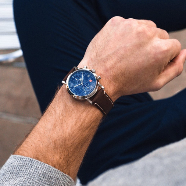 Bulova 39mm sales