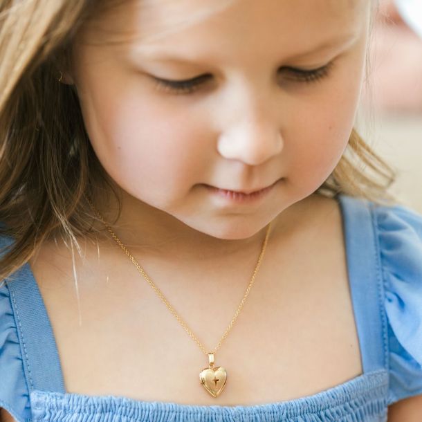 Child heart locket necklace online