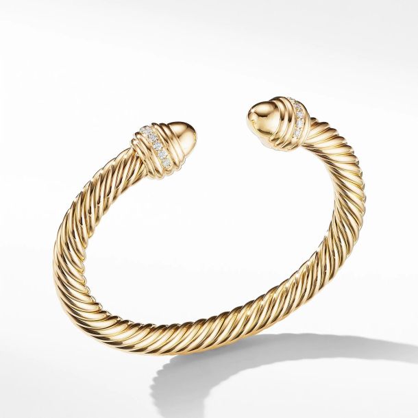 David Yurman Cable Bracelet in 18k Gold with Gold Dome and