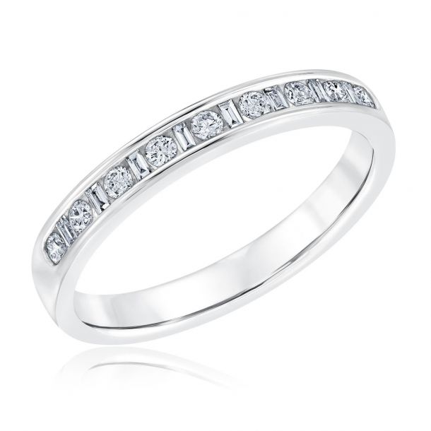 Ellaura Embrace Diamond Anniversary Ring 1/4ctw | REEDS Jewelers