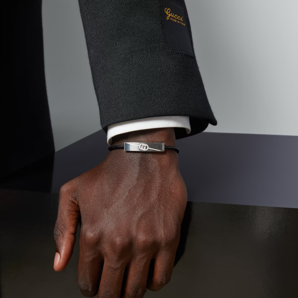 Gucci Tag Interlocking G ID Black Leather Bracelet | REEDS Jewelers