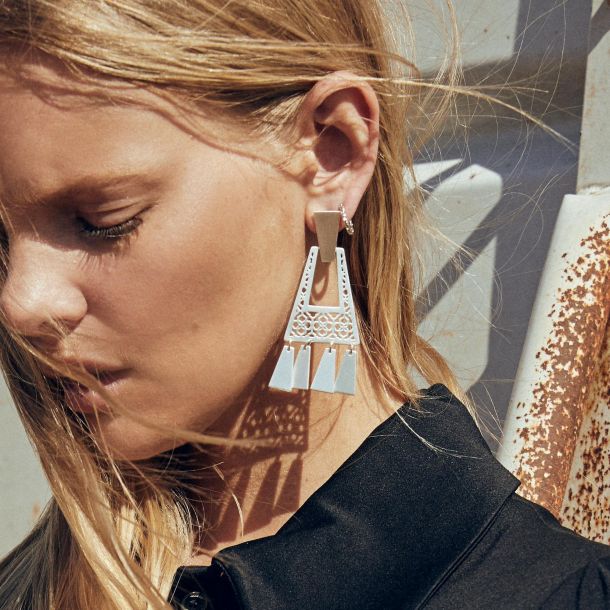 Kendra scott fringe earrings sales