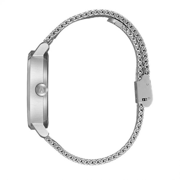 Nixon clutch watch 2025