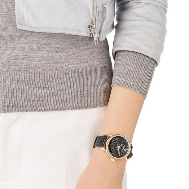 Crystalline clearance hours watch