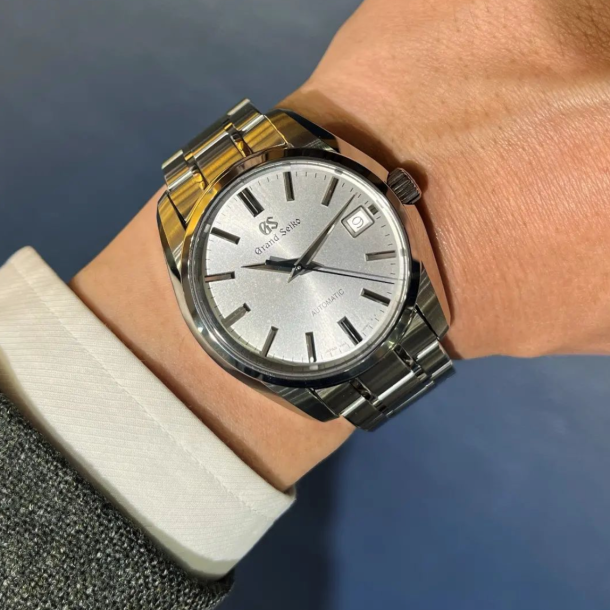 Grand seiko sbgr315 top