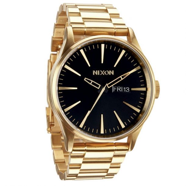 Nixon sentry top gold black