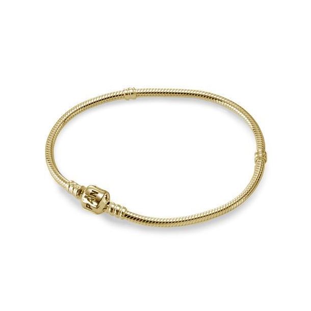 Pandora bracelet with gold clasp discount