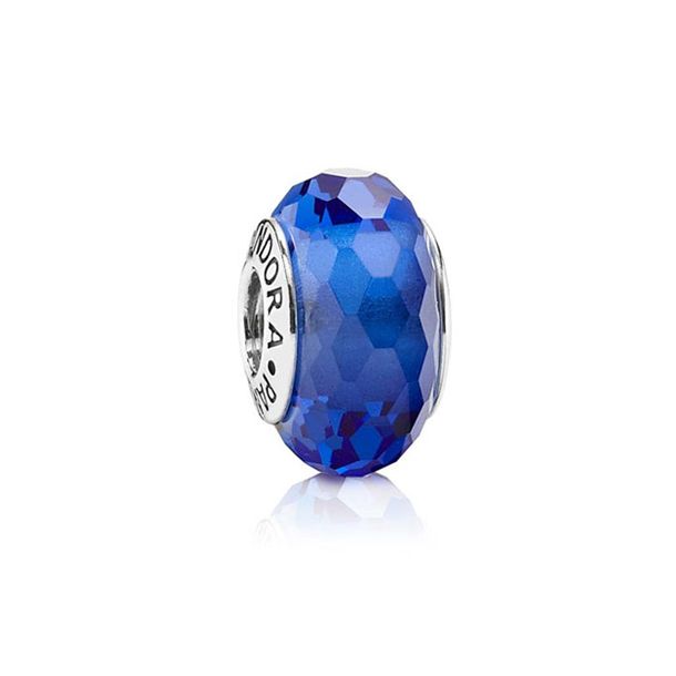 Pandora deals murano blue