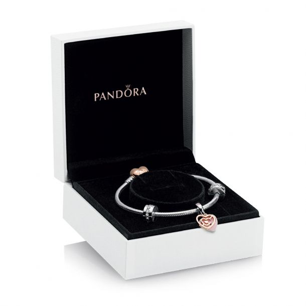 Fun in love online bracelet gift set