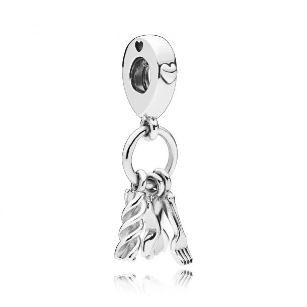 Pandora love pasta charm hotsell