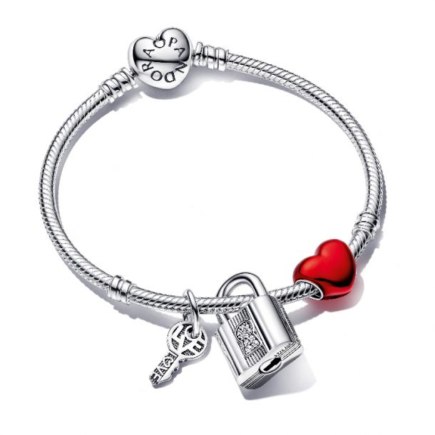 AUTHENTIC PANDORA SILVER CHARM BRACELET WITH CZ HEART LOVE CHARMS & GIFT  BOX!