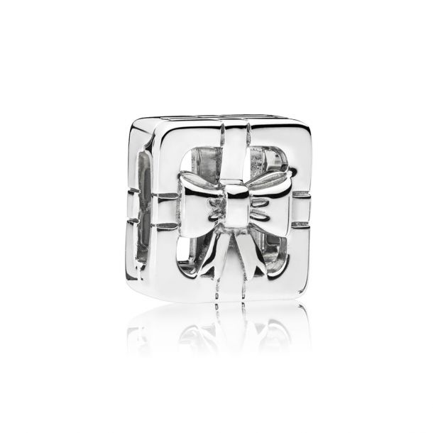 Pandora hotsell present charm