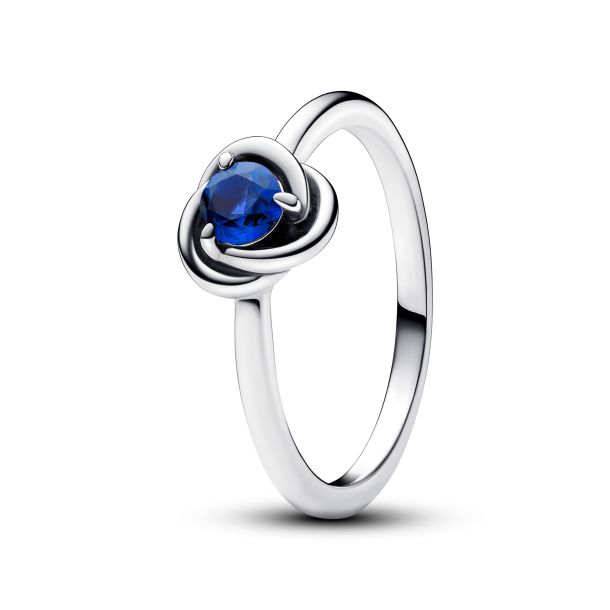 Pandora princess ring set top