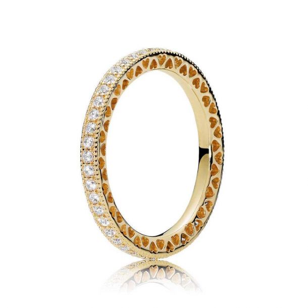 Classic hearts of pandora ring gold store