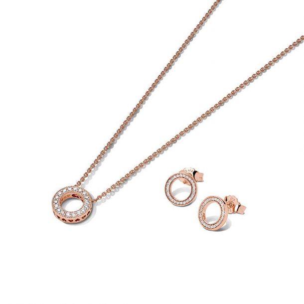 øverste hak Fakultet oase Pandora Sparkling Pavé Circle Necklace and Earring Gift Set, Rose Gold-Plated  | REEDS Jewelers