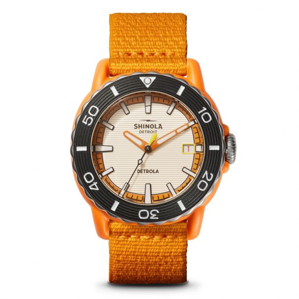 Shinola diver deals