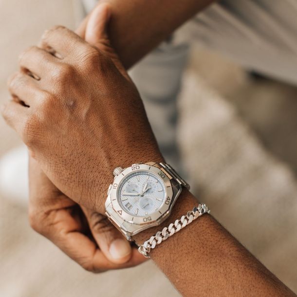 Tag heuer aquaracer wrist outlet