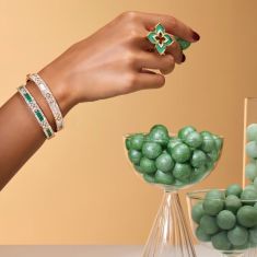 Roberto Coin Love In Verona Diamond Flower Mother of Pearl 18k Yellow Gold Bangle Bracelet