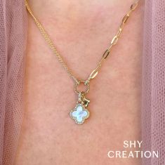 Shy Creation Mother-of-Pearl and 1/8ctw Diamond Clover 14k Yellow Gold Necklace