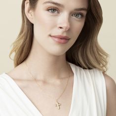 14k Yellow Gold Cross Pendant Necklace