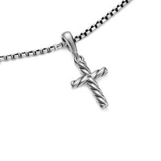 David Yurman Cable Cross Pendant Necklace in Sterling Silver, 17.5mm