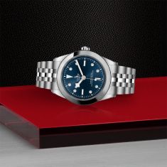 Black Bay 39 Blue Diamond-Set Dial Stainless Steel Watch 39mm - M79660-0005