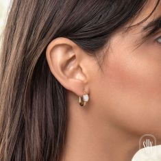 Shy Creation 1/5ctw Baguette Diamond 14k Yellow Gold Oval Hoop Earrings