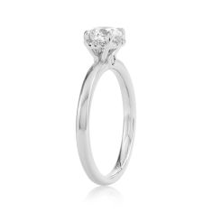 7/8ctw Round Diamond 18k White Gold Halo Engagement Ring