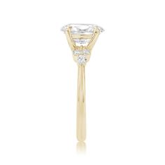 1 3/4ctw Oval Diamond 18k Yellow Gold Engagement Ring