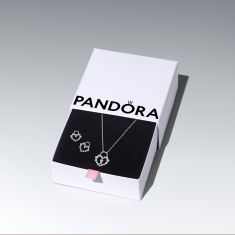 Final Sale - Pandora Sparkling Heart Padlock Jewelry Giftset