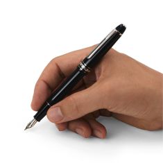 Montblanc Meisterstuck Platinum-Coated Fountain Pen