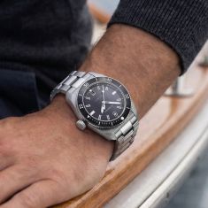 Victorinox Maverick Automatic Black Dial Stainless Steel Watch 39mm - 242105