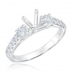 3/4ctw Diamond Three-Stone White Gold Engagement Ring Setting