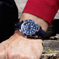 Black Bay Fifty-Eight Blue Soft Touch Strap Watch | 39mm | M79030B-0002