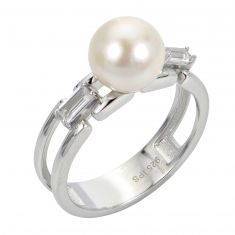 Freshwater Cultured Pearl and White Topaz Sterling Silver Ring | Size 7