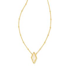 Kendra Scott Kinsley Short Pendant Necklace in Ivory Mother-of-Pearl