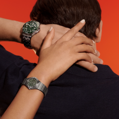 OMEGA Seamaster Diver 300m Co-Axial Master Chronometer Stainless Steel Watch | Green Dial | 42mm | O21030422010001