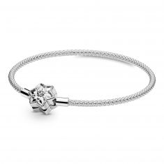 Pandora bangle with snowflake clasp sales