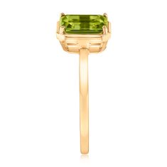 Papyrus Octagon Peridot Yellow Gold Ring