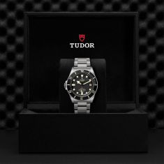 Pelagos LHD Black Dial Divers Watch M25610TNL-0001