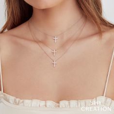 Shy Creation 1/3ctw Diamond Cross White Gold Pendant Necklace