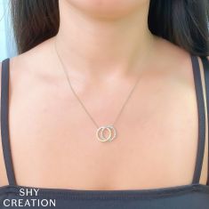 Shy Creation 1/3ctw Diamond Love Knot Circle Yellow Gold Necklace