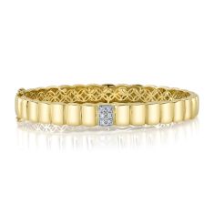 Shy Creation 1/6ctw Diamond Yellow Gold Bangle Bracelet