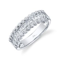 Shy Creation White Gold Baguette and Round Diamond Band 7/8ctw