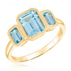 Three-Stone Blue Topaz Yellow Gold Ring | Watercolor