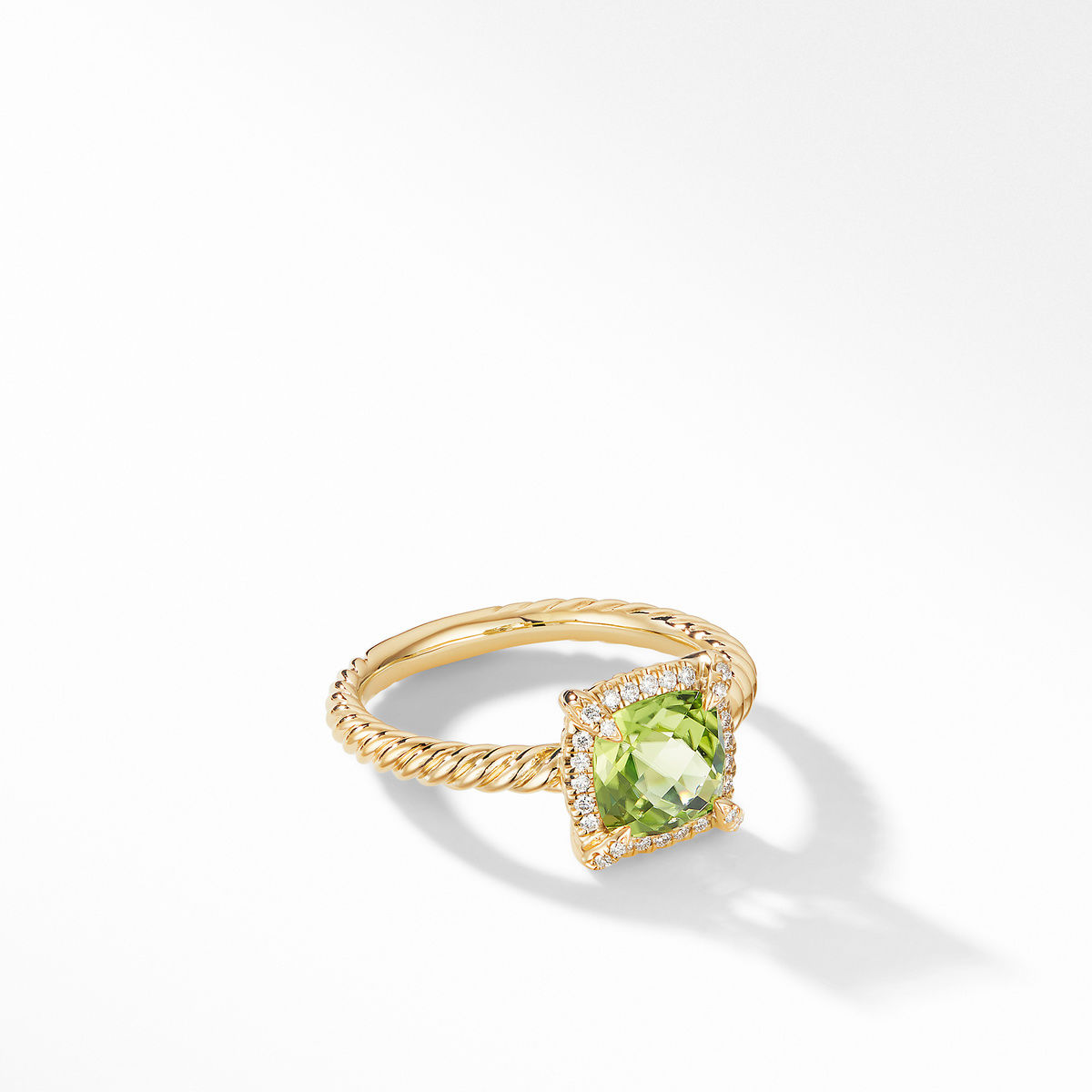 David Yurman Petite Chatelaine Pave Bezel Ring in 18K Yellow Gold with Peridot and Diamonds - Size 5.5